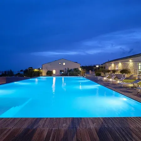 Petrantica Resort